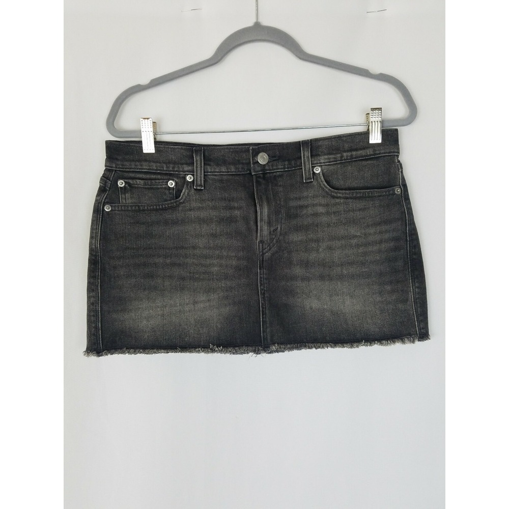 Levi's Jeans women 29 denim micro mini skirt raw hem‎ black wash grungecore goth